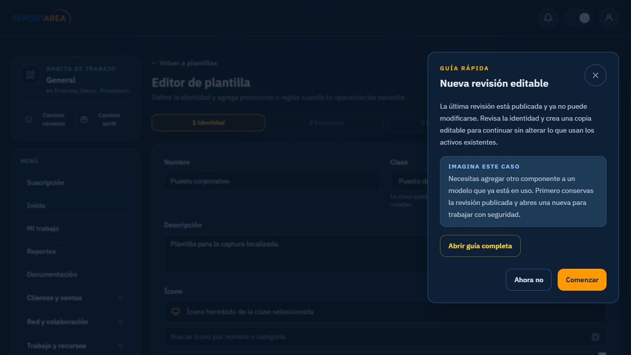 Constructor de plantillas de equipos de ReportArea indicando que la estructura es opcional y puede completarse después